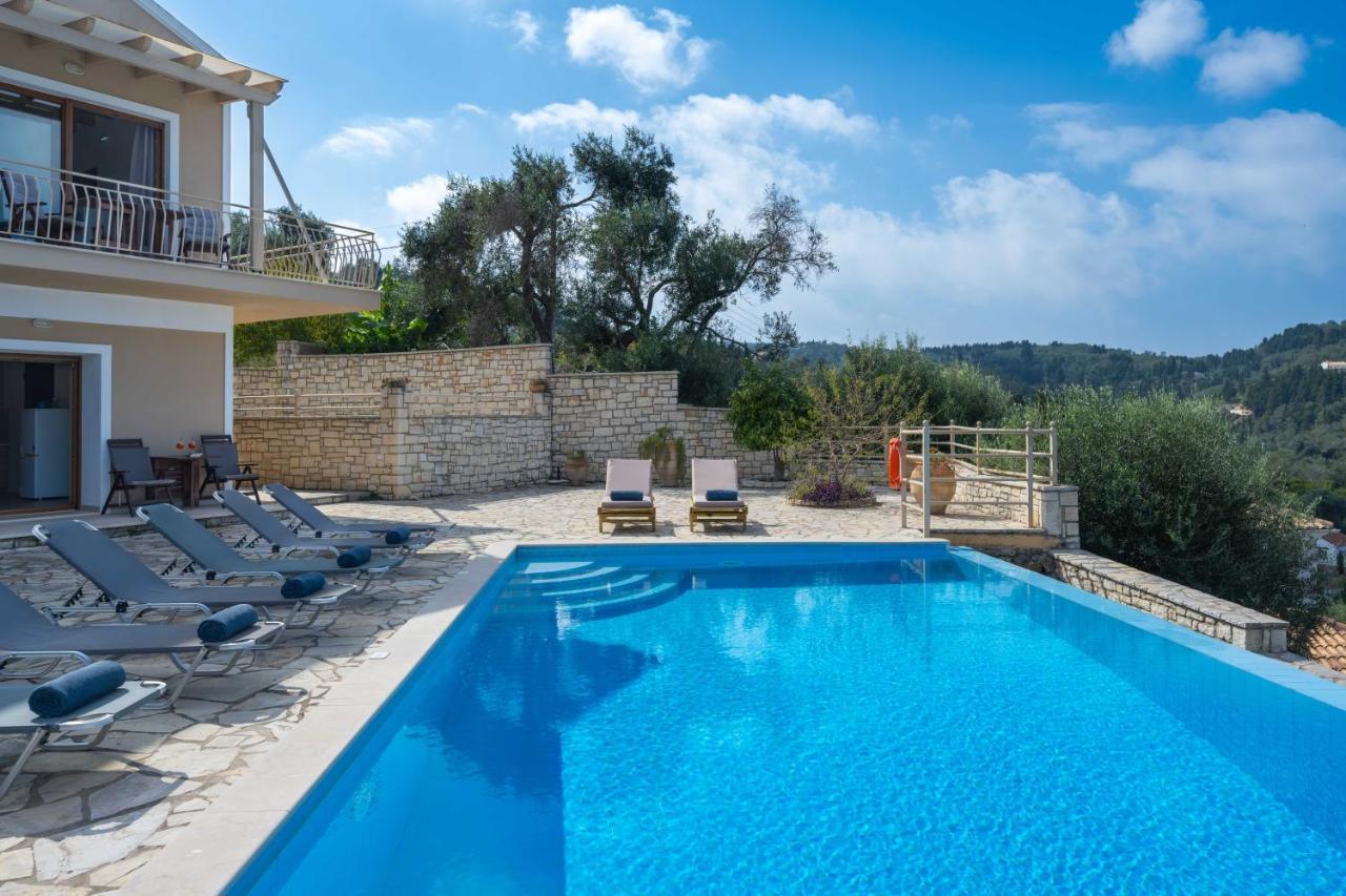Pangolas Apartments Paxos Longós Exterior foto