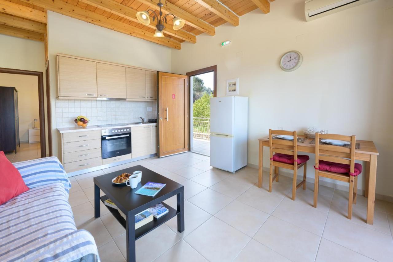 Pangolas Apartments Paxos Longós Exterior foto