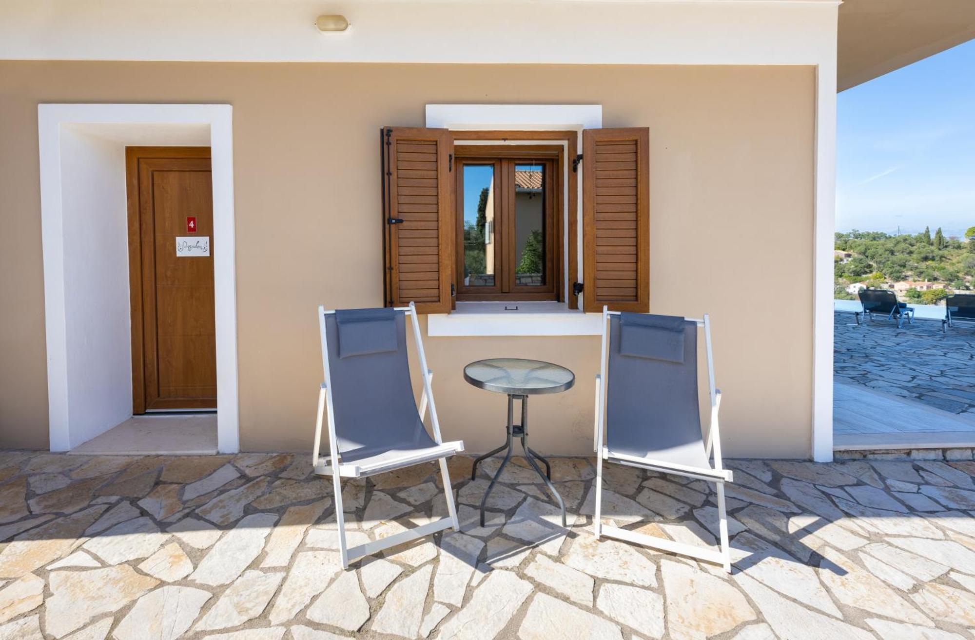 Pangolas Apartments Paxos Longós Exterior foto