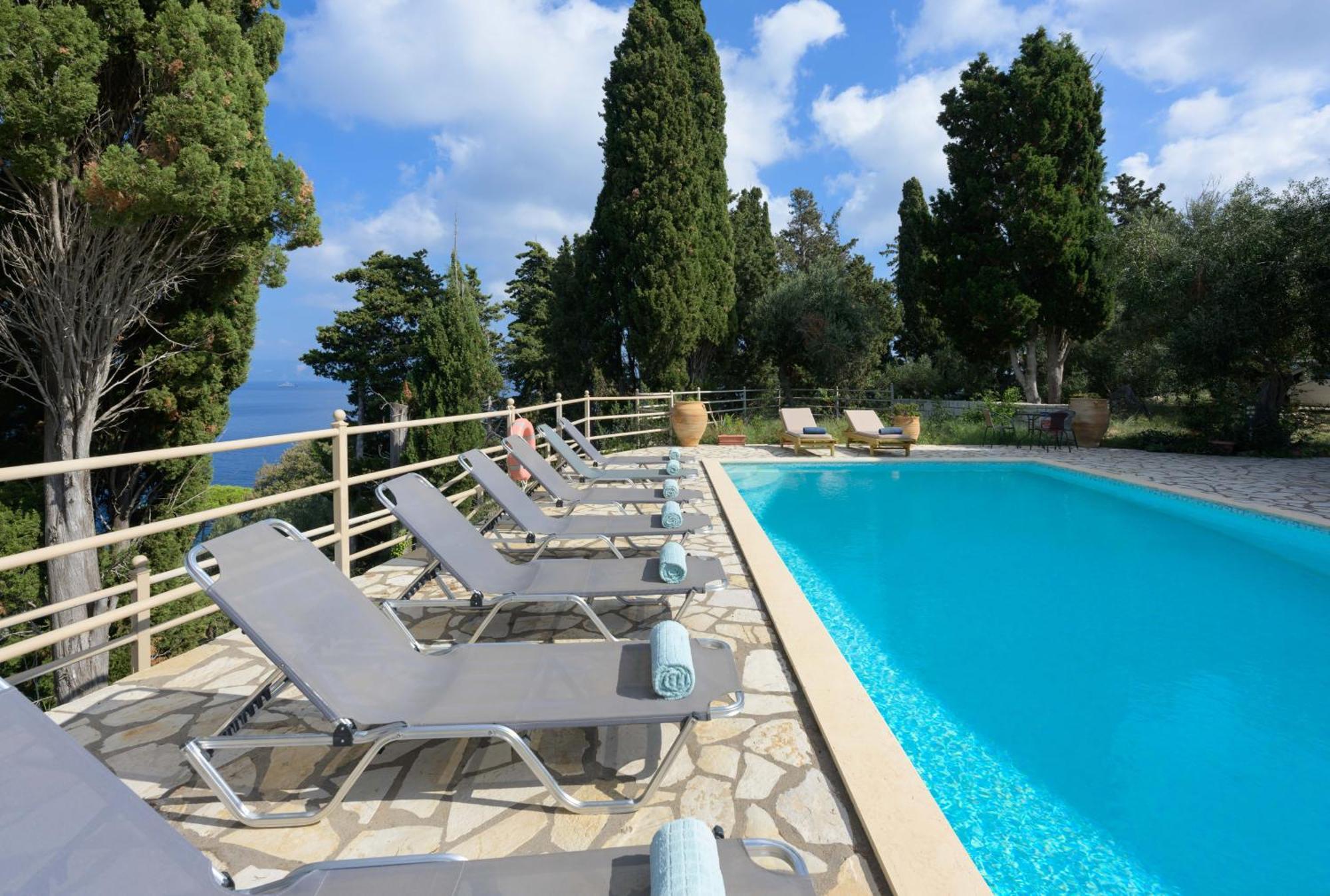 Pangolas Apartments Paxos Longós Exterior foto